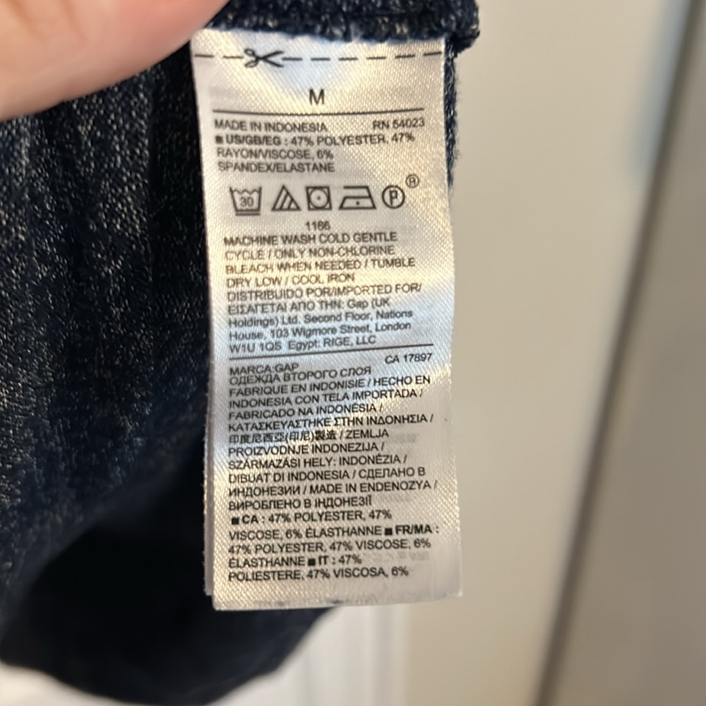 Gap Dress - Picture 2 of 4